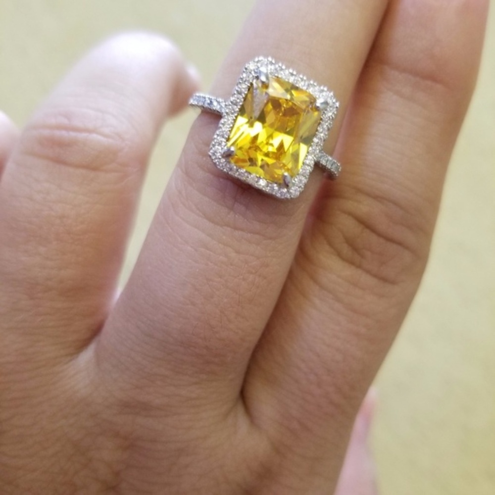 925 Swarovski Elements yellow emerald Women's ring - Picture 2 of 7